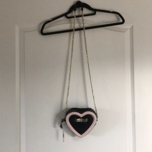 Heart Shaped Cross Body/Shoulder Purse! New!